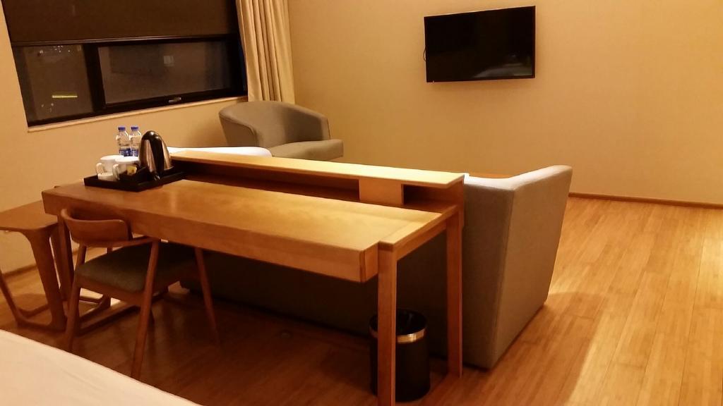 Ji Hotel Zhengzhou Jianshe Road ภายนอก รูปภาพ