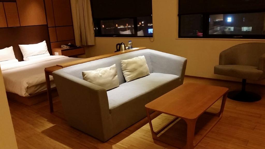 Ji Hotel Zhengzhou Jianshe Road ภายนอก รูปภาพ